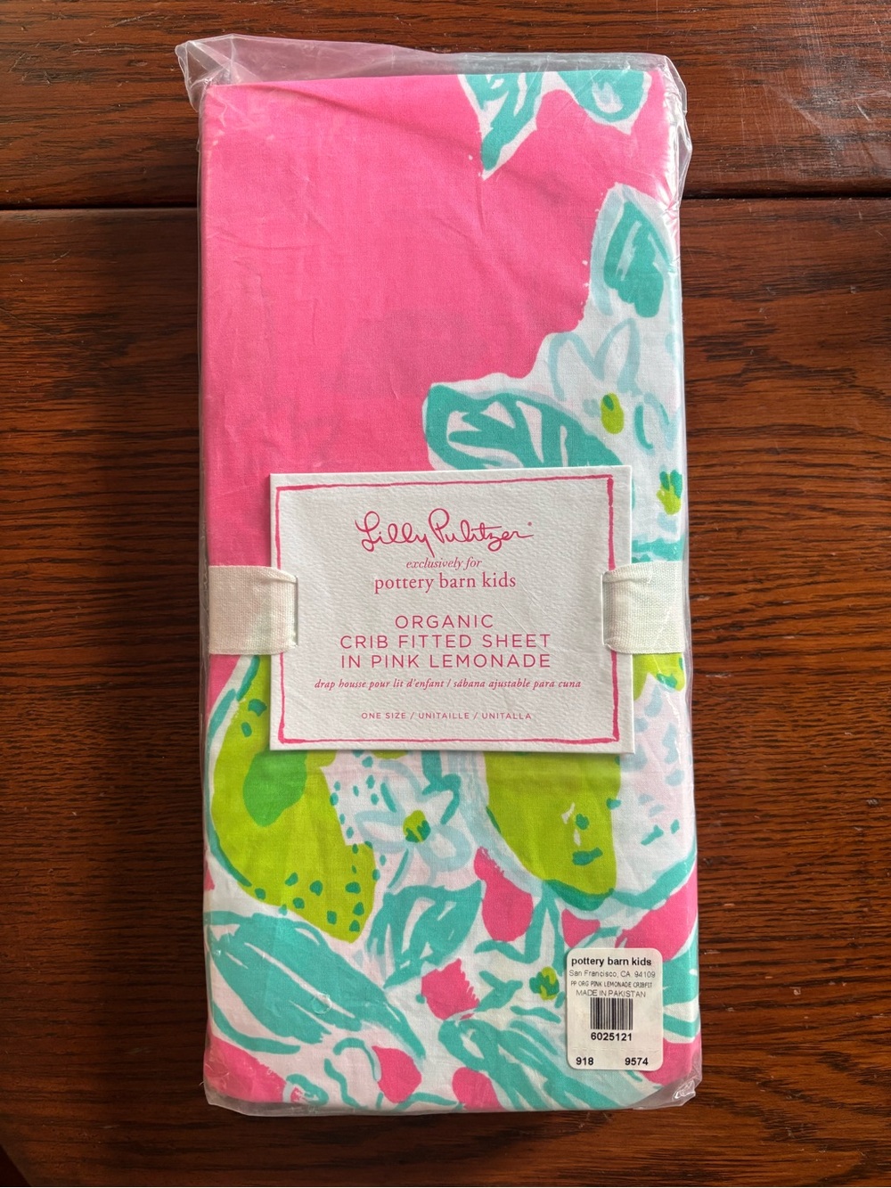 Lilly Pulitzer x Pottery Barb Organic Crib Fitted Sheet - Pink Lemonade
